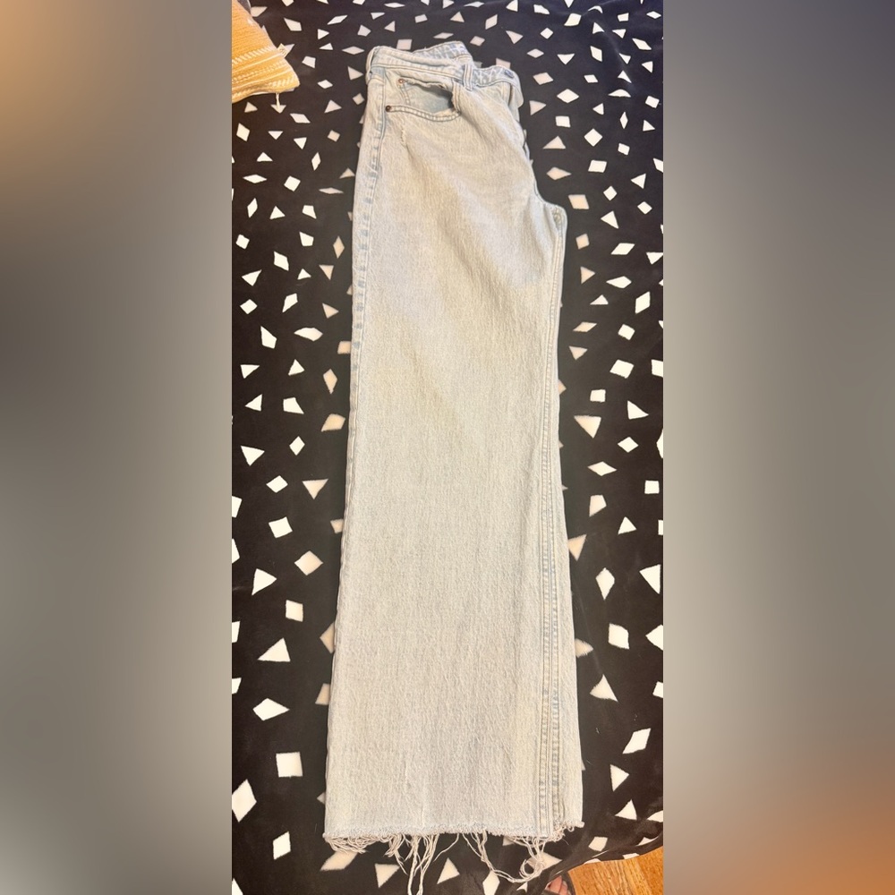 Abercrombie & Fitch Women's Straight Leg Jeans